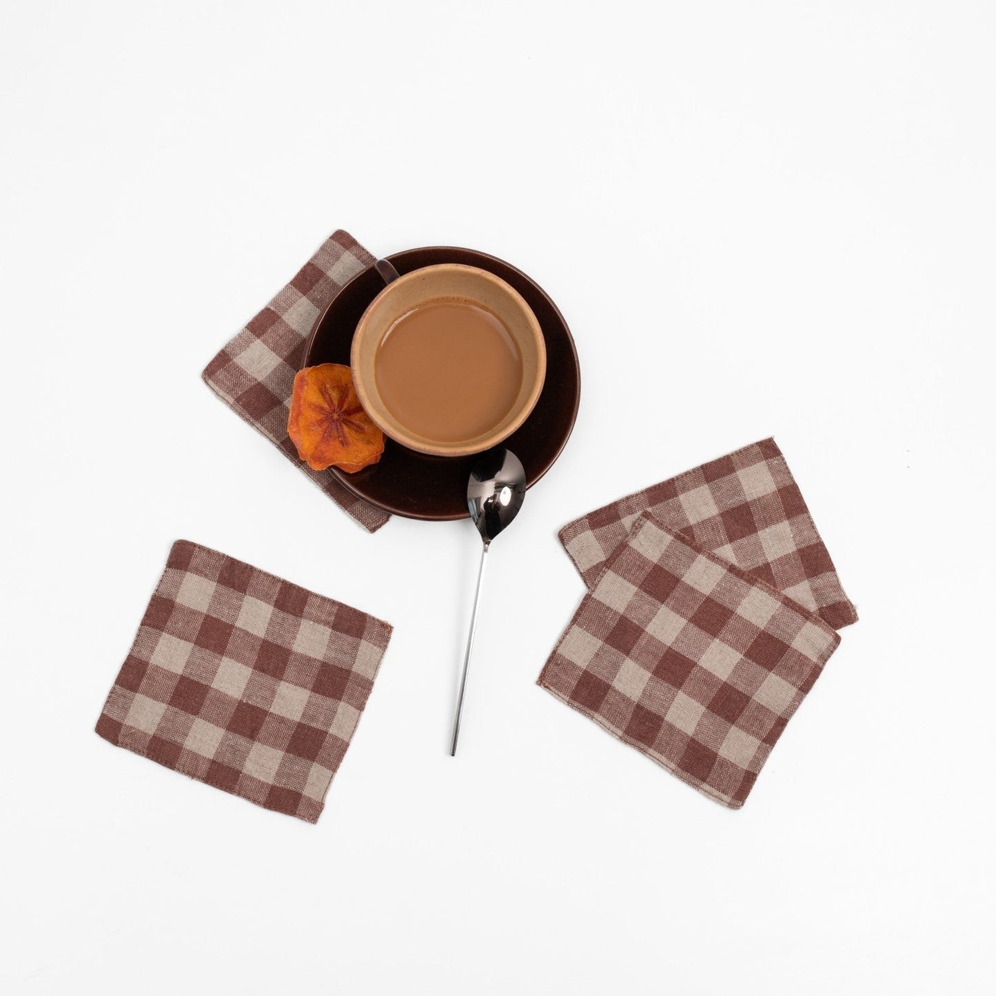 Chocolate Gingham lino padėkliukų rinkinys 4 vnt. — naturalusdrabuziai.lt