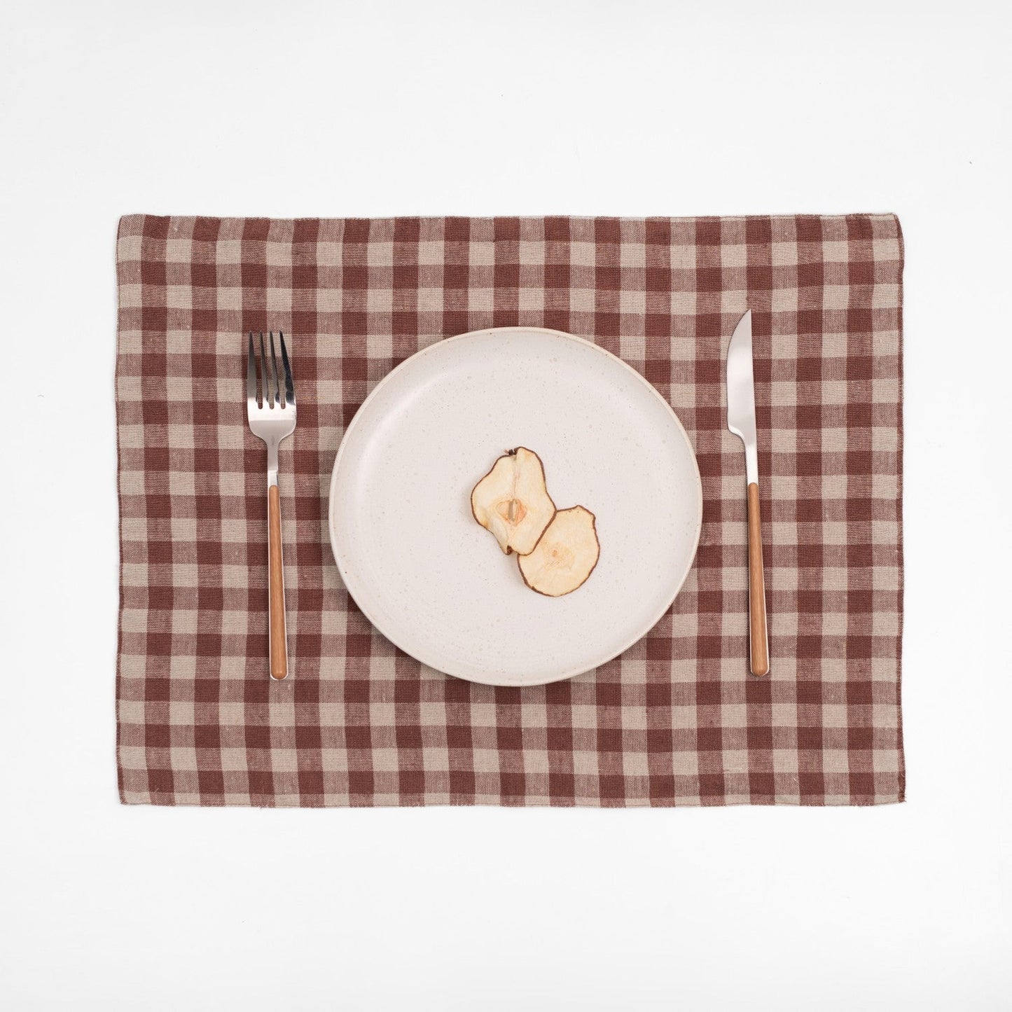 Chocolate Gingham lino staltiesėlė — naturalusdrabuziai.lt