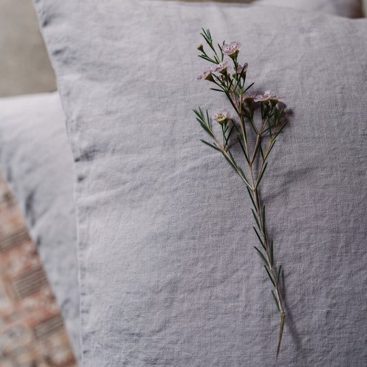 Light Grey lino pagalvės užvalkalas — naturalusdrabuziai.lt