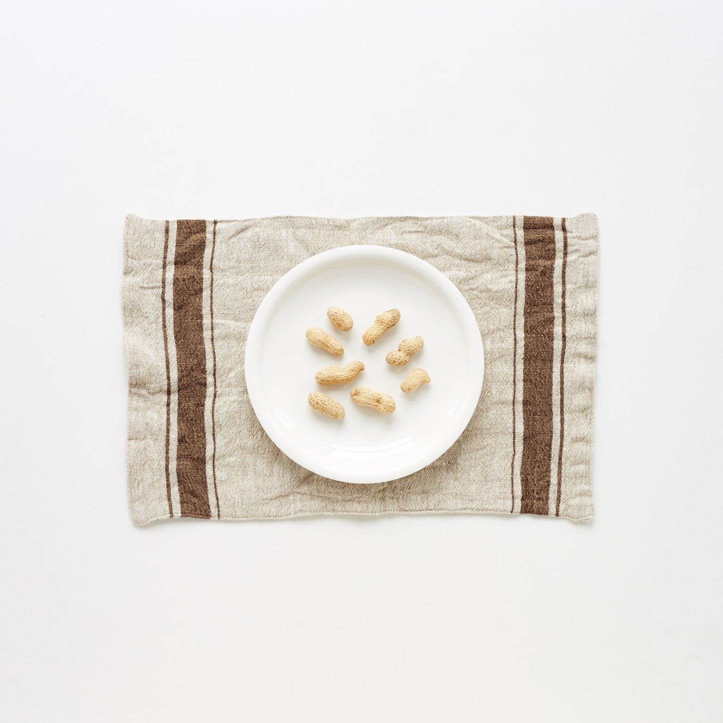Mocca Stripe Vintage lino staltiesėlė — naturalusdrabuziai.lt