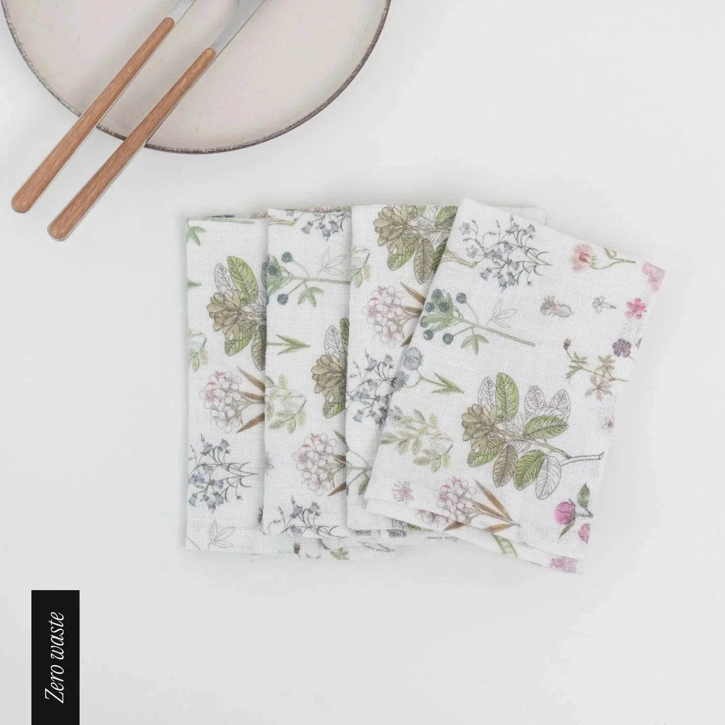 Zero Waste White Botany lino servetėlių rinkinys 4 vnt. — naturalusdrabuziai.lt