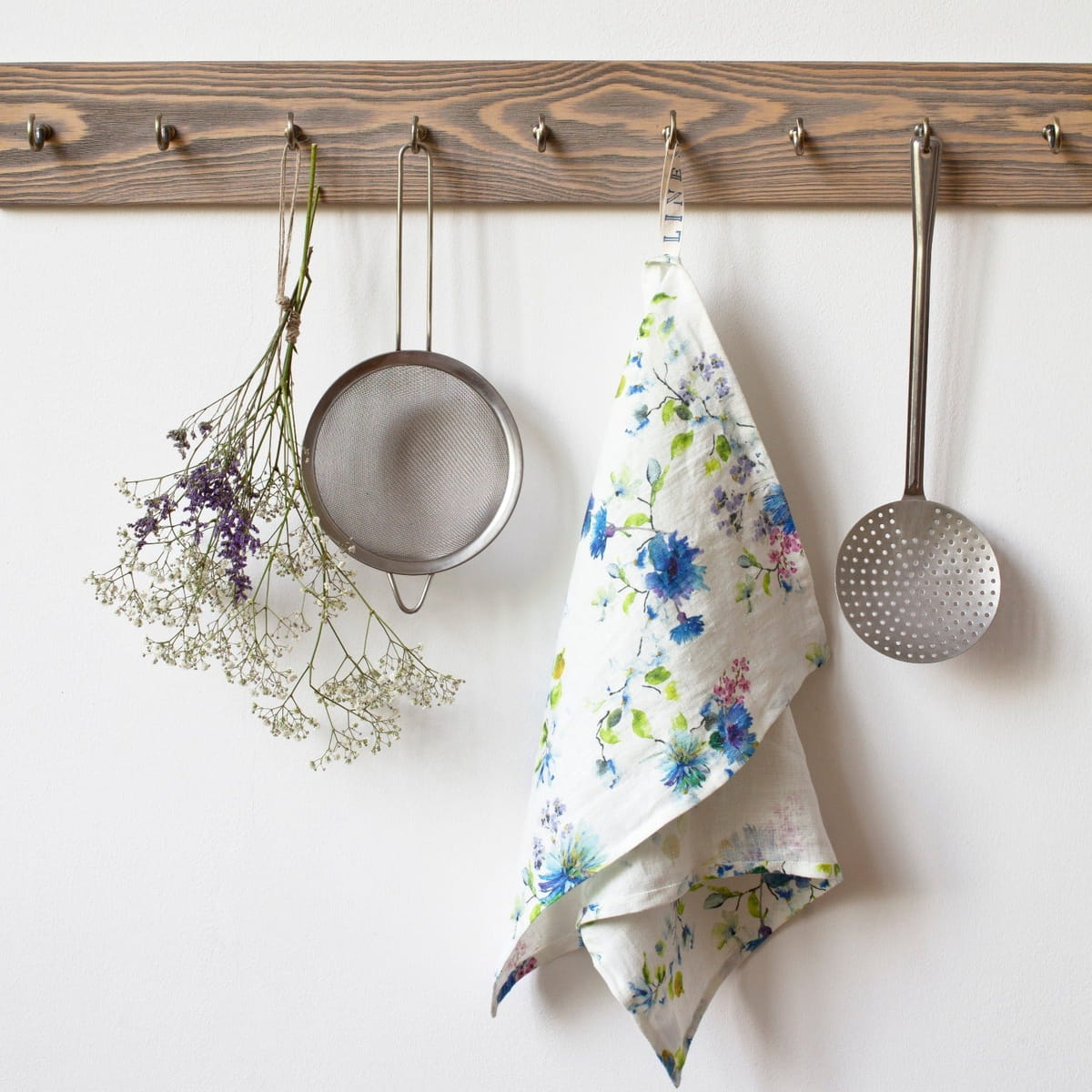 Linen Tales virtuvinė staltiesė — naturalusdrabuziai.lt