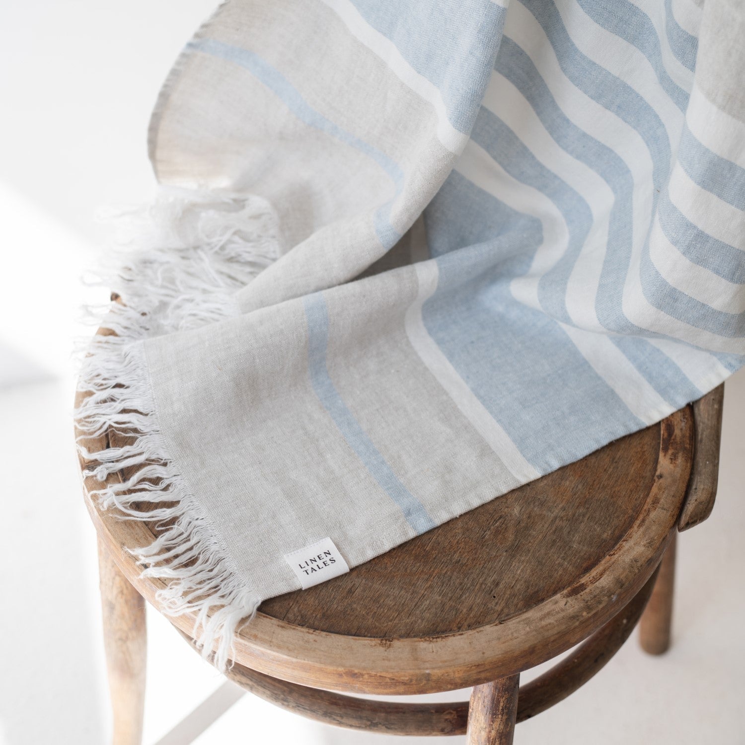Allure Stripe lino paplūdimio rankšluostis — naturalusdrabuziai.lt