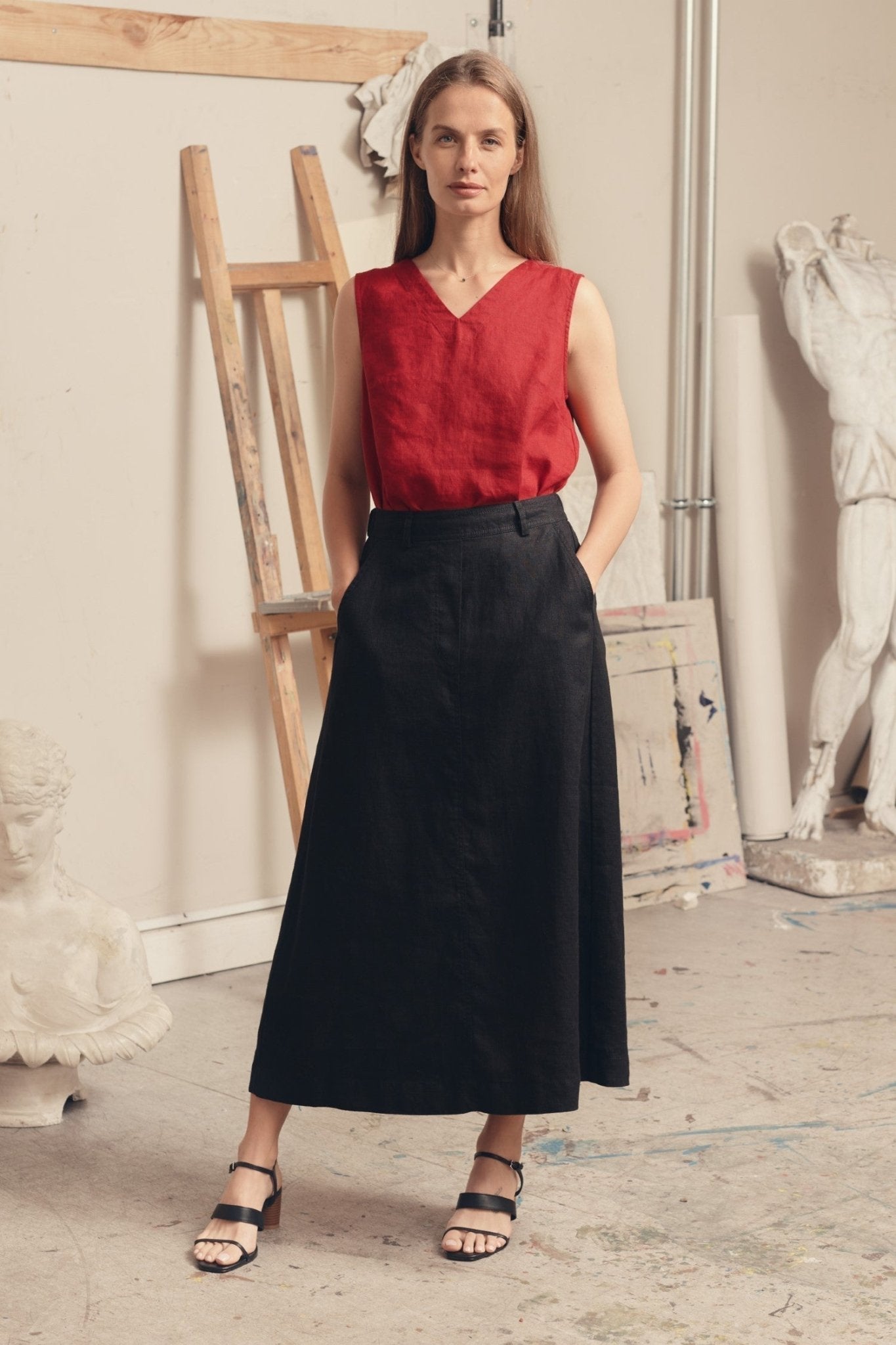 Black Linen Gardenia Skirt