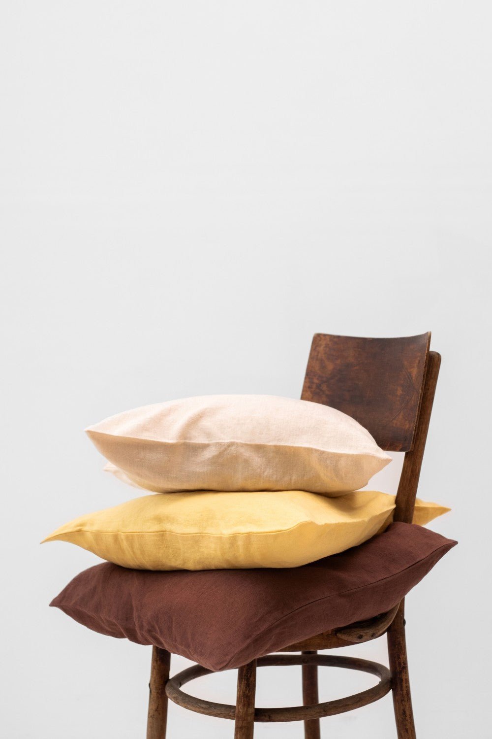 Chocolate lino pagalvėlės užvalkalas — naturalusdrabuziai.lt