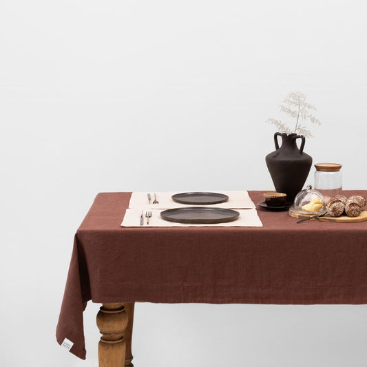 Chocolate lino staltiesė — naturalusdrabuziai.lt