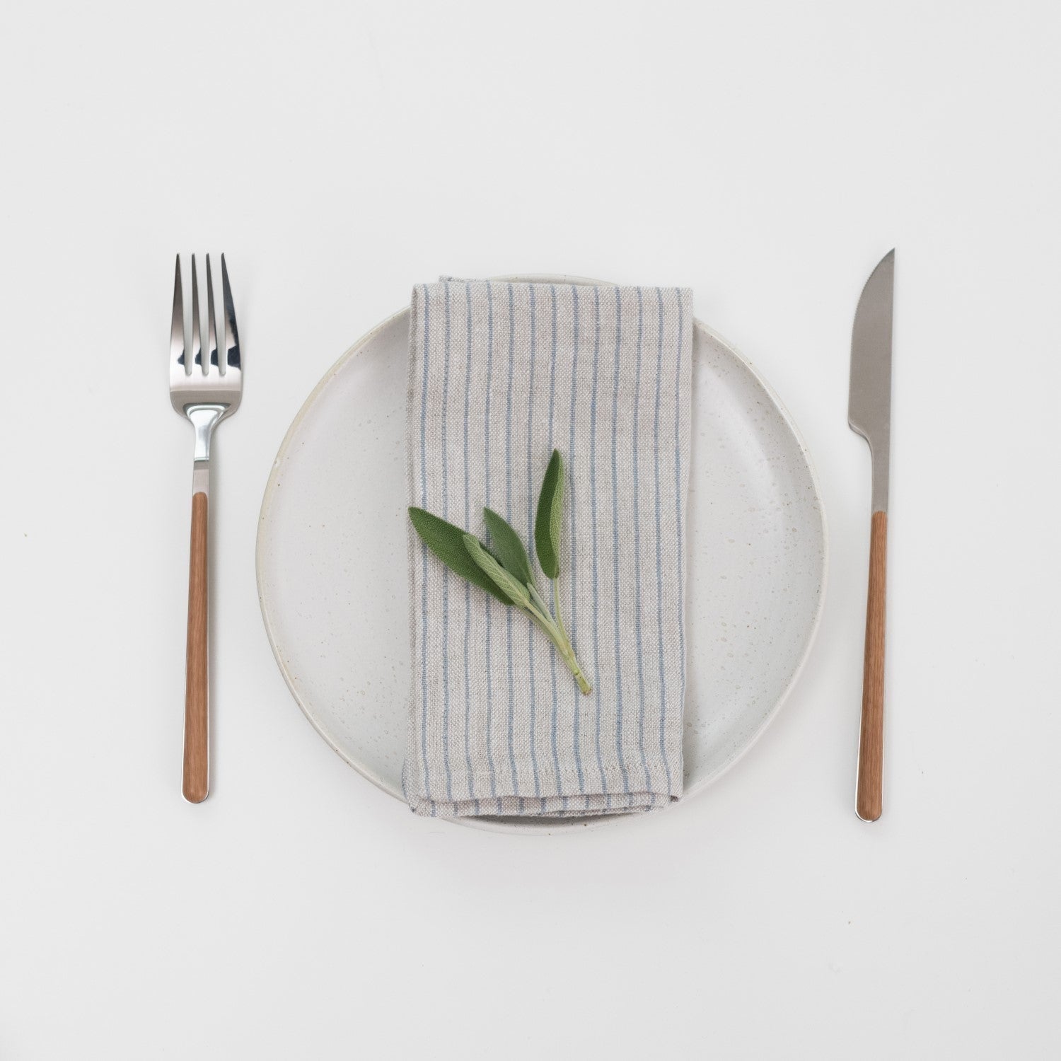 Grey Blue Pinstripe Rustic lino servetėlių rinkinys 2 vnt. — naturalusdrabuziai.lt