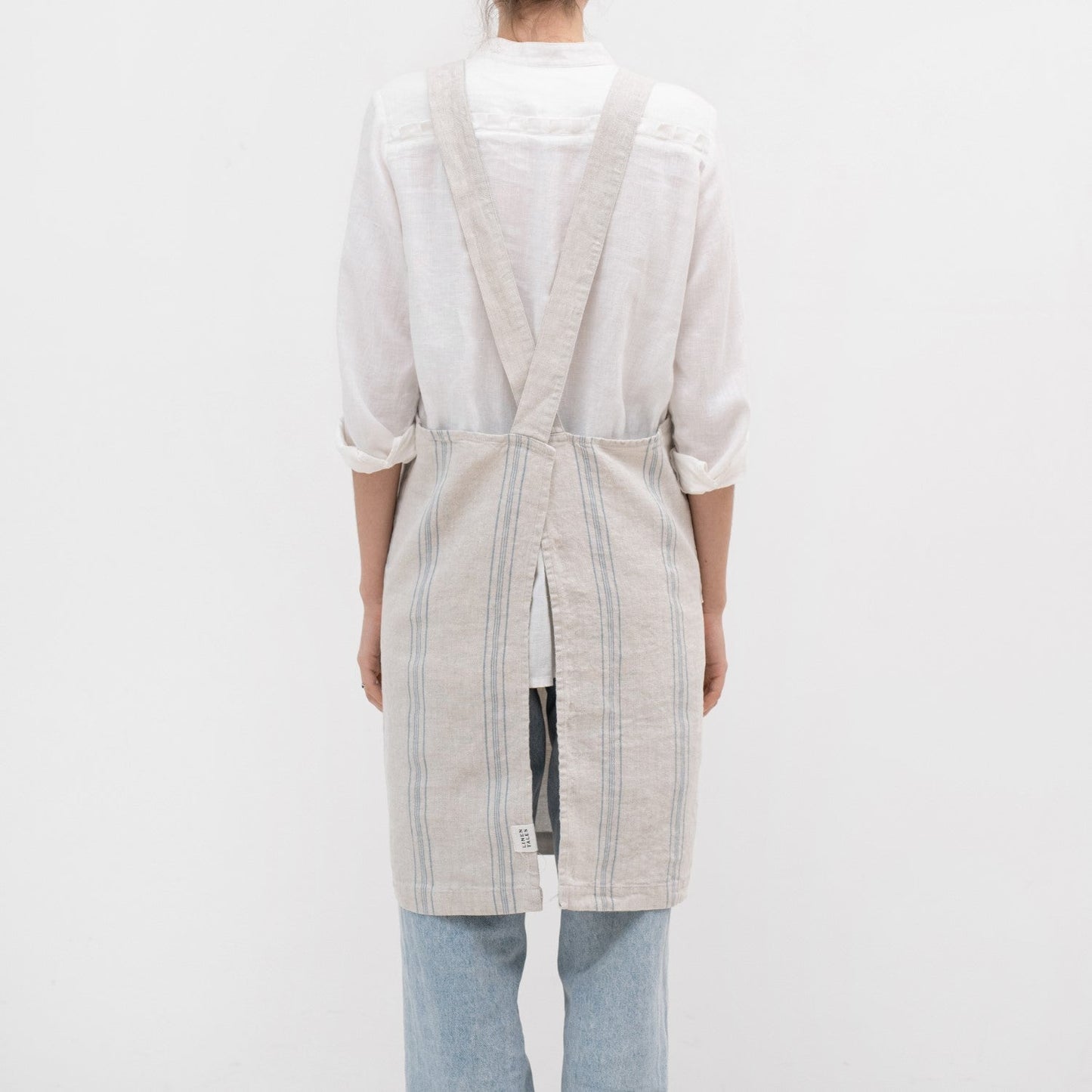 Grey Blue Wide Stripe Rustic lino kryžminio tipo prijuostė — naturalusdrabuziai.lt