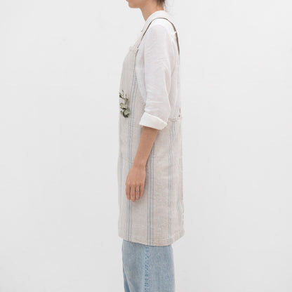 Grey Blue Wide Stripe Rustic lino kryžminio tipo prijuostė — naturalusdrabuziai.lt