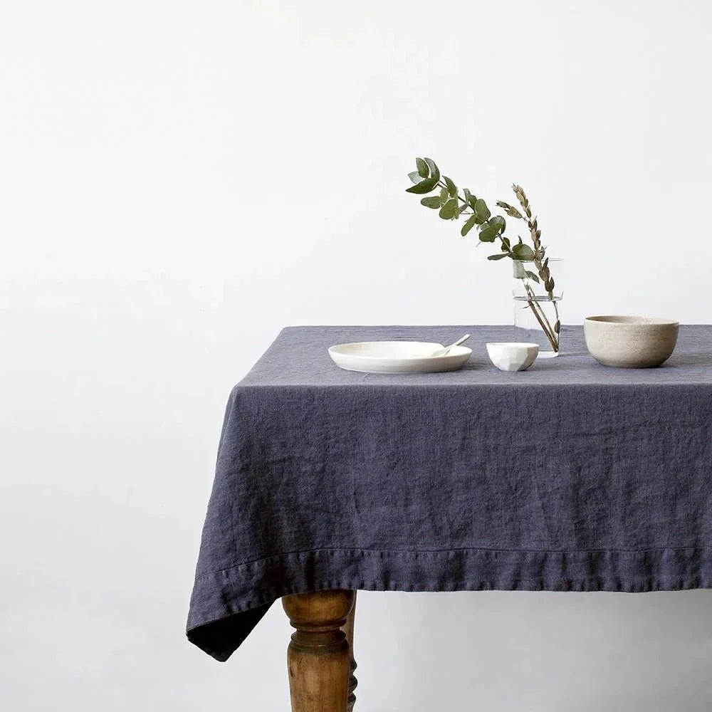 LIMITED EDITION Dark Grey lino staltiesė — naturalusdrabuziai.lt
