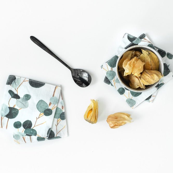 LIMITED EDITION Eucalyptus lino padėkliukų rinkinys 4 vnt. — naturalusdrabuziai.lt