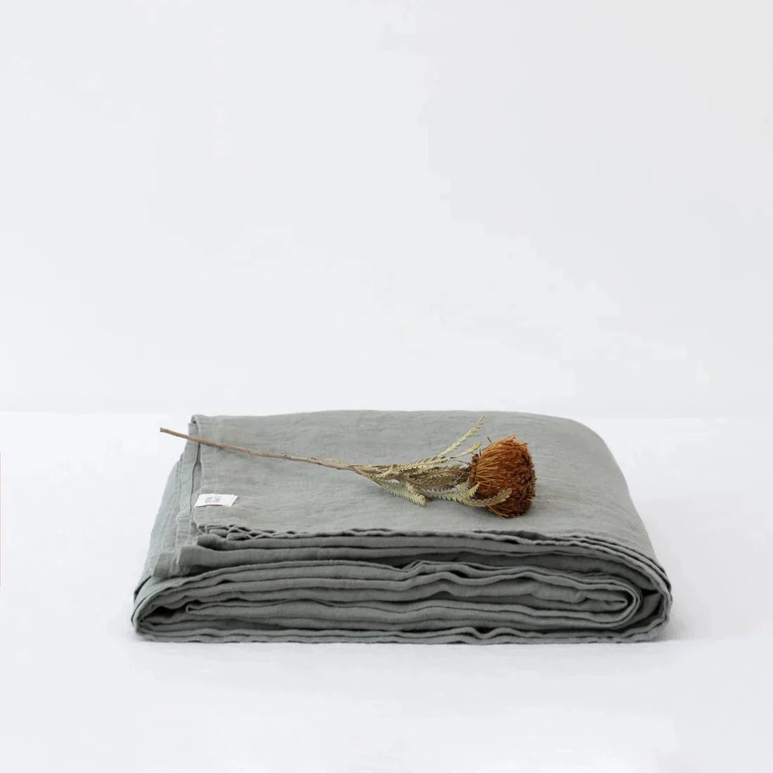 LIMITED EDITION Khaki lino paklodė — naturalusdrabuziai.lt
