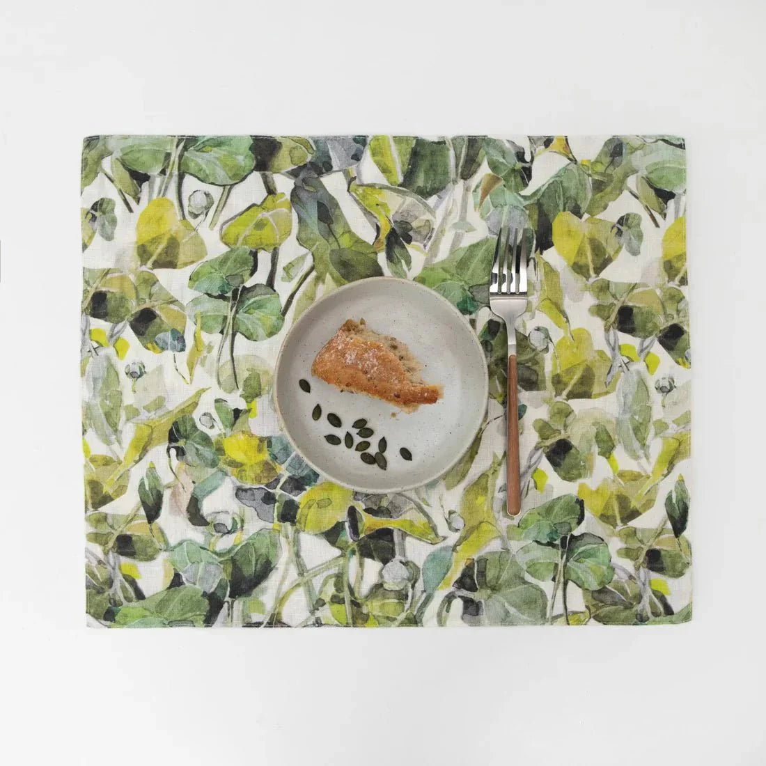 LIMITED EDITION Lotus lino staltiesėlė — naturalusdrabuziai.lt