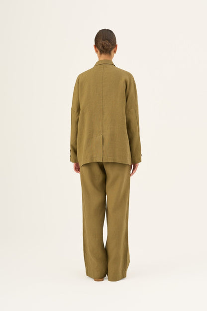 Olive Khaki lino Ventus švarkas — naturalusdrabuziai.lt