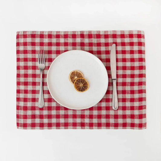 Red Gingham lino staltiesėlė — naturalusdrabuziai.lt