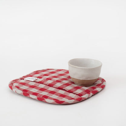 Red Gingham lino puodų laikiklis — naturalusdrabuziai.lt