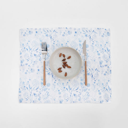 White Botanical Blue lino staltiesėlė — naturalusdrabuziai.lt